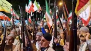 عشایر برنو به دست در خیابان!