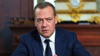 مدودف: موافقت ترامپ با صلح ۱۰ ماده‌ای ایران موفقیتی برای ایرانی‌هاست