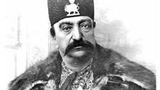 خاطره ناصرالدین‌شاه از رفتن به داخل ضریح امام حسین (ع)