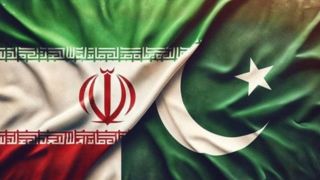 تیم مذاکره کننده ایران شب گذشته با فرمانده ارتش پاکستان دیدار کرد