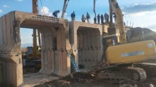 بازسازی پل راه‌آهن قم در کمتر از ۴۰ ساعت