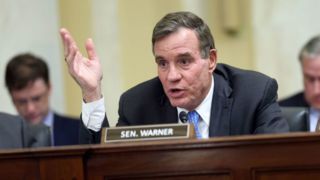 سناتور آمریکایی: جنگ ترامپ در خاورمیانه ترکیبی از هرج و مرج و بی‌نظمی است