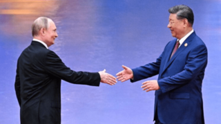 طعنه چین به آمریکا: تقویت روابط با روسیه ضروری است