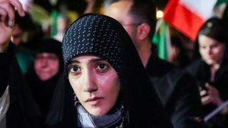 یک شعار جالب توجه در تجمعات مردمی