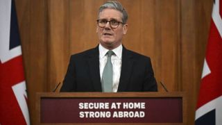 استارمر: انگلیس در برابر فشار ترامپ برای کمک علیه ایران تسلیم نمی‌شود