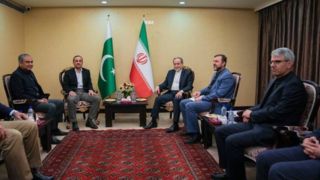  دیدار فرمانده ارتش پاکستان با عراقچی 