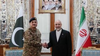 فرمانده ارتش پاکستان با قالیباف دیدار کرد         