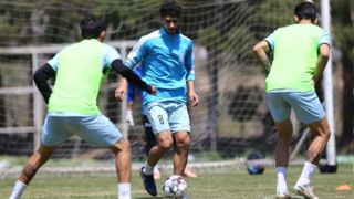 بختیاری‌زاده استقلال را تعطیل کرد