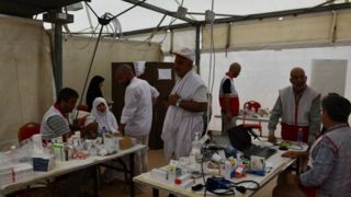 آغاز فرایند واکسیناسیون زائران حج تمتع ۱۴۰۵