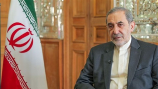 ولایتی: دوران تحمیل امنیت از آن سوی اقیانوس‌ها به پایان رسیده است