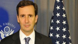 مقام سابق آمریکا: تنگه هرمز بسته خواهد ماند تا ایران به خواسته‌اش برسد