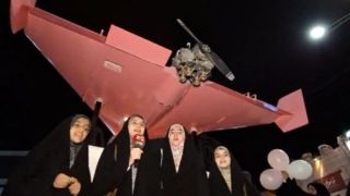 تصاویر جالب از پهپاد صورتی در اهواز