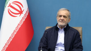 پزشکیان: در برابر دشمنان تمدن‌ستیز، باید به زبان فاخر سعدی رجوع کنیم