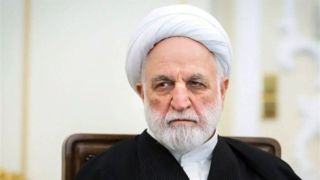 اژهای: باید دشمن را در جنگ اقتصادی خلعسلاح کنیم اژهای: باید دشمن را در جنگ اقتصادی خلعسلاح کنیم