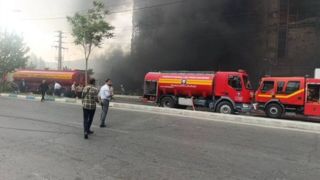 آتش سوزی در مجتمع ارغوان اندیشه تاکنون ۱۰ مصدوم داشته است آتش سوزی در مجتمع ارغوان اندیشه تاکنون ۱۰ مصدوم داشته است