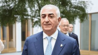 رضا پهلوی یک دیوانه است/ اعتراف مشاور پیشین پهلوی رضا پهلوی یک دیوانه است/ اعتراف مشاور پیشین پهلوی