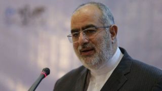 حسام الدین آشنا: همه در جنگ تغییر میکنند؛ من هم تغییر کردم حسام الدین آشنا: همه در جنگ تغییر میکنند؛ من هم تغییر کردم