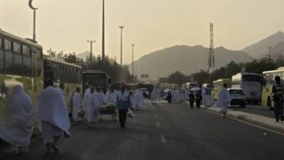 وداع زائران ایرانی با عرفات /آغاز مرحله جدید انتقال حجاج به مشعر و منا وداع زائران ایرانی با عرفات /آغاز مرحله جدید انتقال حجاج به مشعر و منا