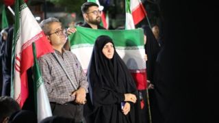 ملت را در جنگ روانی سنگین دشمن تنها نگذارید!