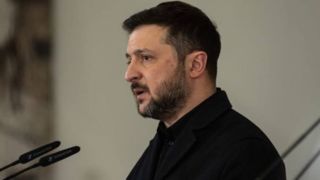 زلنسکی: آمریکا موشکهای کافی ندارد/ اوکراین با چالشهایی مواجه است زلنسکی: آمریکا موشکهای کافی ندارد/ اوکراین با چالشهایی مواجه است