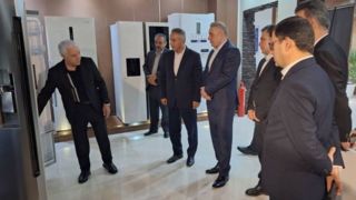 بازدید قائم‌مقام بانک تجارت از "هیمالیا" با هدف توسعه همکاری‌ها با ابزارهای نوین تامین مالی