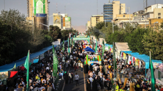 جشن میلیونی مردم در عید غدیر ۱۴۰۵ جشن میلیونی مردم در عید غدیر ۱۴۰۵