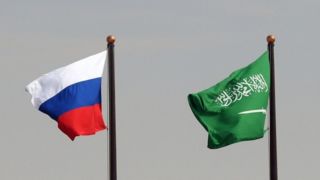 عربستان و روسیه ۱۳ توافقنامه و یادداشت تفاهم راهبردی امضا کردند عربستان و روسیه ۱۳ توافقنامه و یادداشت تفاهم راهبردی امضا کردند