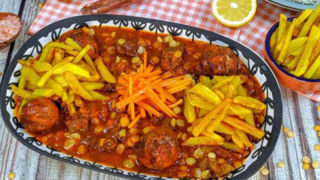 چرا به خورش قیمه «قیمه» میگویند؟ داستان جالب نام یکی از محبوبترین غذاهای ایرانی چرا به خورش قیمه «قیمه» میگویند؟ داستان جالب نام یکی از محبوبترین غذاهای ایرانی