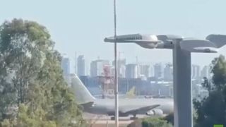 خروج تعدادی از هواپیماهای سوخترسان آمریکایی از فرودگاه بنگوریون خروج تعدادی از هواپیماهای سوخترسان آمریکایی از فرودگاه بنگوریون