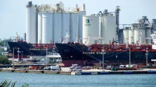 ذخایر اضطراری نفت آمریکا به پایینترین سطح از سال ۱۹۸۳ تاکنون رسید ذخایر اضطراری نفت آمریکا به پایینترین سطح از سال ۱۹۸۳ تاکنون رسید