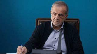 پزشکیان: پیام رهبر معظم انقلاب به حجاج از نقاط عطف حج امسال بود پزشکیان: پیام رهبر معظم انقلاب به حجاج از نقاط عطف حج امسال بود