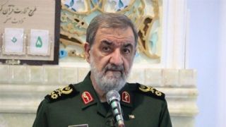 محسن رضایی: آمریکا از سر استیصال اصرار به مذاکره دارد