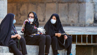 چرا به همسران بازمانده تک‌نفره «حق عائله‌مندی» تعلق نمی‌گیرد