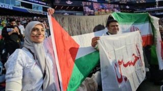 پرچم «یا حسین» در ورزشگاه سیاتل