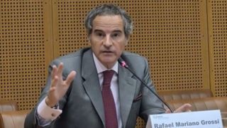گروسی: بازرسان آژانس اتمی هنوز به تاسیسات هسته‌ای ایران بازنگشته‌اند