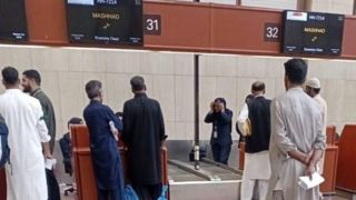 ۵ صیاد زندانی ایران در پاکستان به کشور بازگشتند ۵ صیاد زندانی ایران در پاکستان به کشور بازگشتند