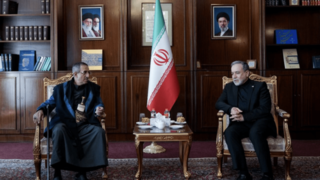 آمادگی ایران برای استفاده از همه ظرفیتها جهت رفع محاصره یمن آمادگی ایران برای استفاده از همه ظرفیتها جهت رفع محاصره یمن