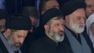 حضور فرزندان رهبر شهید انقلاب در مصلی تهران