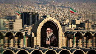 ایران تسلیم ناپذیر