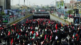 گزارش تصویری تشییع امام شهید در تهران گزارش تصویری تشییع امام شهید در تهران