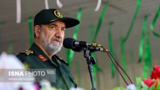 محسن رضایی: ترامپ قصد حمله مجدد کند، کاملاً آمادهایم محسن رضایی: ترامپ قصد حمله مجدد کند، کاملاً آمادهایم