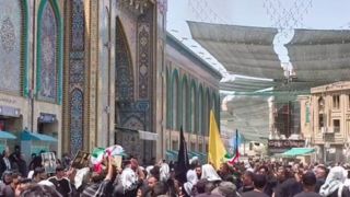 حرکت دستههای عزاداری به سمت بین الحرمین/ کربلا در انتظار ورود پیکر امام شهید حرکت دستههای عزاداری به سمت بین الحرمین/ کربلا در انتظار ورود پیکر امام شهید