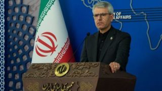 بقائی: تملقگویی «مارک روته» در پیشگاه پادشاه، نشانه ضعف شخصیت و کمبود اعتماد به نفس اوست بقائی: تملقگویی «مارک روته» در پیشگاه پادشاه، نشانه ضعف شخصیت و کمبود اعتماد به نفس اوست