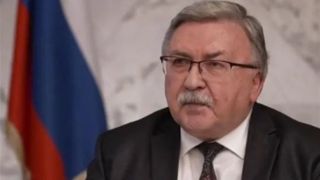 اولیانوف: عوارضی برای عبور کشتیهای روسیه از تنگه هرمز پرداخت نمیشود اولیانوف: عوارضی برای عبور کشتیهای روسیه از تنگه هرمز پرداخت نمیشود