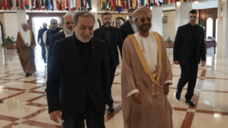 دیدار و گفتوگوی عراقچی با همتای عمانی در مسقط دیدار و گفتوگوی عراقچی با همتای عمانی در مسقط