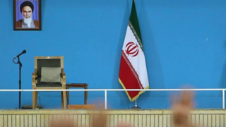 آن‌قدر سکوت کردید که رهبر ناچار شد بگوید