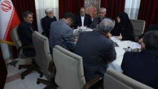 عارف: سازوکارهای همکاری ایران و چین باید بازتعریف شود عارف: سازوکارهای همکاری ایران و چین باید بازتعریف شود