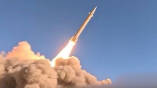حمله با موشکهای بالستیک خیبرشکن به مرکز فرماندهی آمریکا در اردن حمله با موشکهای بالستیک خیبرشکن به مرکز فرماندهی آمریکا در اردن