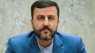 غریب آبادی: اکنون راهکار ما دفاع قاطعانه از کشور است غریب آبادی: اکنون راهکار ما دفاع قاطعانه از کشور است