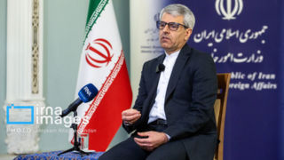 بقائی: هیچ بندی از تفاهم‌نامه اجازه ایجاد مسیر موازی در تنگه هرمز را نمی‌داد
